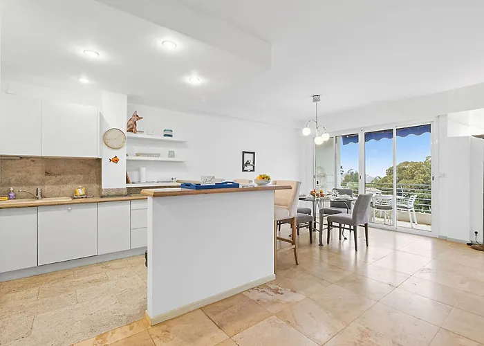 Le Soleil D'antibes - Happy *