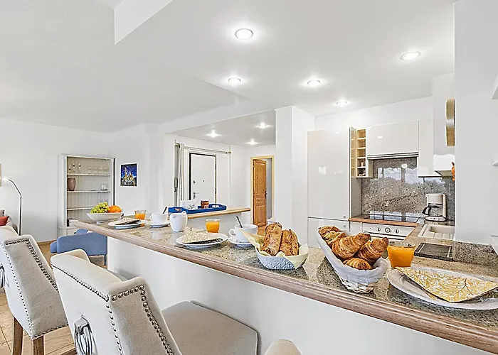 Le Soleil D'antibes - Happy *