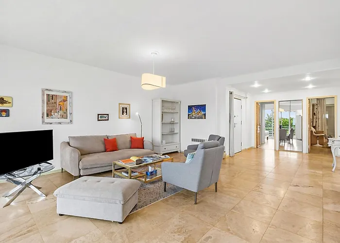 Le Soleil D'antibes - Happy *