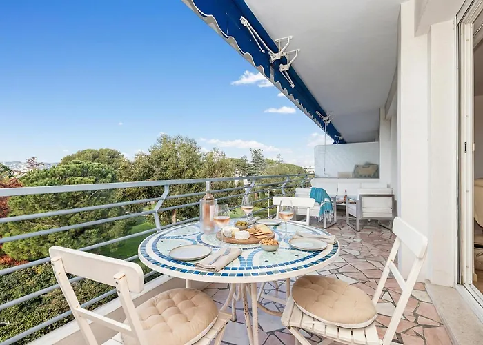 Apartment Le Soleil D'antibes - Happy Antibes